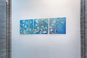 Molucano Themed Rooms