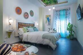 Molucano Themed Rooms