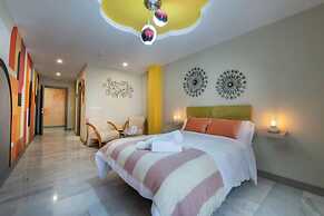 Molucano Themed Rooms