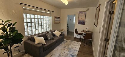 Sirena Azul SoBe Suite 2