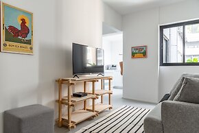 Tabas by Blueground Magdalena Laura