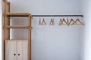 Tabas by Blueground Magdalena Laura