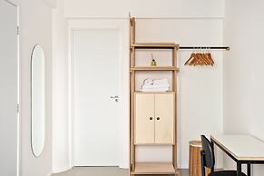 Tabas by Blueground Magdalena Laura