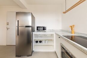 Tabas by Blueground Magdalena Laura