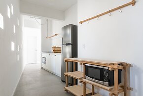 Tabas by Blueground Magdalena Laura