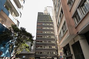 Tabas by Blueground Magdalena Laura