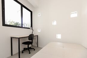 Tabas by Blueground Magdalena Laura