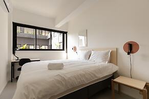 Tabas by Blueground Magdalena Laura