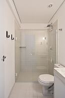 Tabas by Blueground Magdalena Laura