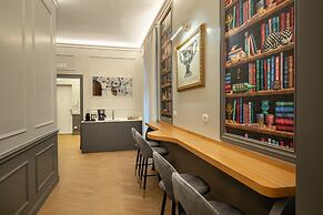 Porta Castello Suites