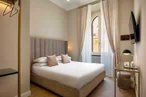 Porta Castello Suites