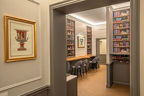 Porta Castello Suites