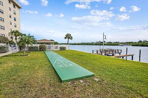 Bayshore Yacht & Tennis 216