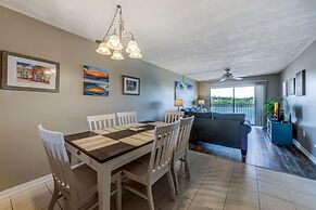 Bayshore Yacht & Tennis 216