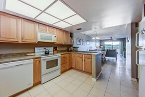 Bayshore Yacht & Tennis 216