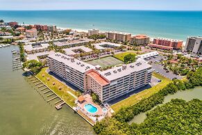 Bayshore Yacht & Tennis 314