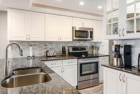 Land's End 10-302 Beach Front - Premier