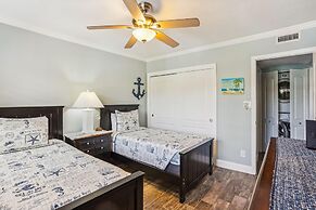 Land's End 10-302 Beach Front - Premier