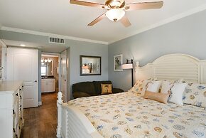 Land's End 10-302 Beach Front - Premier