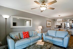 Land's End 10-302 Beach Front - Premier