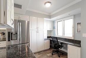 Land's End 10-302 Beach Front - Premier