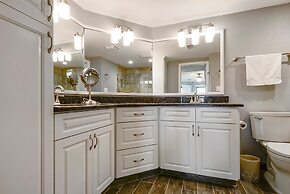 Land's End 10-302 Beach Front - Premier