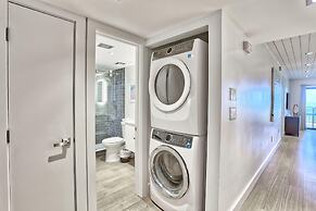 Land's End 11-203 Beach Front - Premier