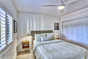 Land's End 11-203 Beach Front - Premier