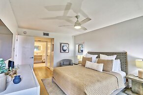 Land's End 11-203 Beach Front - Premier