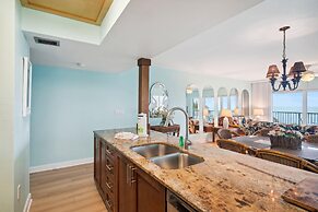 Land's End 11-307 Beach Front - Premier