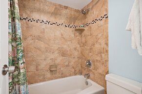 Land's End 11-307 Beach Front - Premier