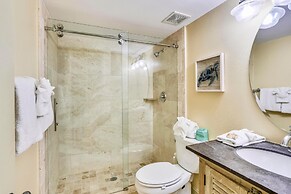 Land's End 11-407 Beach Front - Premier