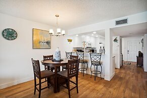 Land's End 3-204 Bay Front