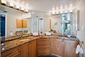 Land's End 3-204 Bay Front