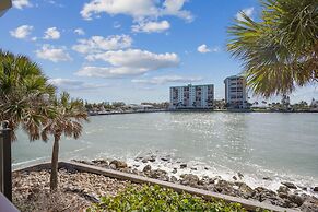 Land's End 5-202 Gulf-bay Front - Premier