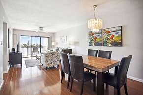 Land's End 5-303 Gulf-bay Front