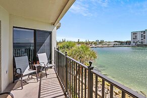 Land's End 5-303 Gulf-bay Front