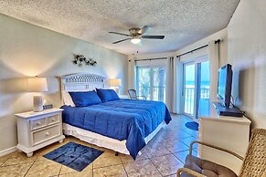 Land's End 6-203 Beach Front