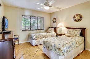 Land's End 6-203 Beach Front