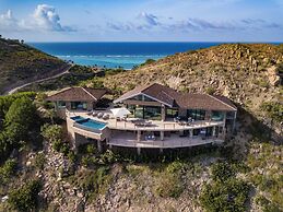 Oil Nut Bay