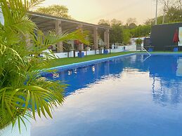 Hotel Boutique Chateau de la Mar