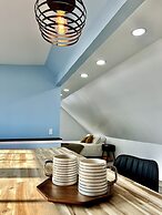 Sky parlor with river view