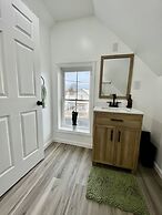 Sky parlor with river view