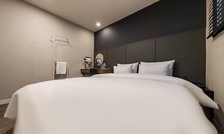 Brown Dot Hotel Suwon Jeongja Branch
