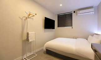 Brown Dot Hotel Suwon Jeongja Branch