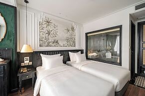 Luxe Paradise Premium Hotel