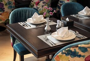 Luxe Paradise Premium Hotel