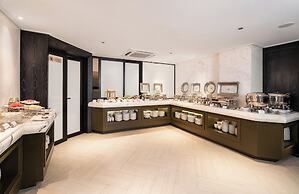 Luxe Paradise Premium Hotel