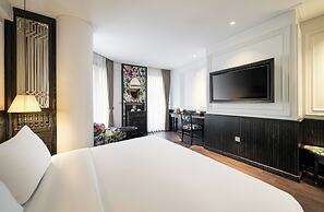 Luxe Paradise Premium Hotel