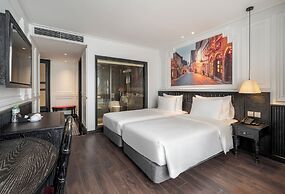 Luxe Paradise Premium Hotel